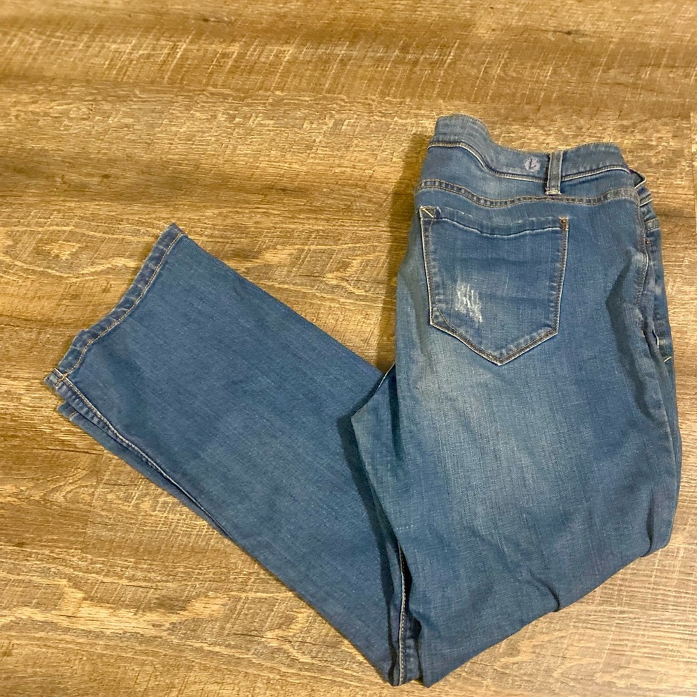 Kensie Women's Light Blue Denim Jeans size 14 waist 32